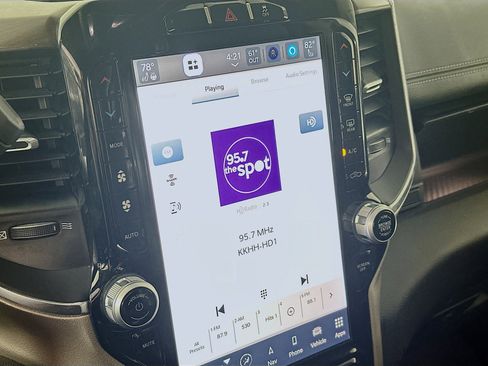 Used 2024 RAM 2500 Laramie image 21