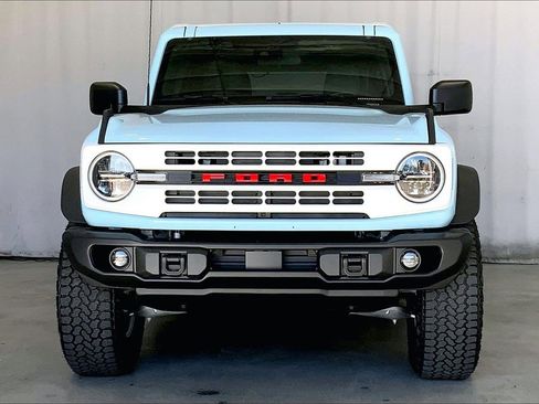 Certified 2025 Ford Bronco Heritage Edition image 3