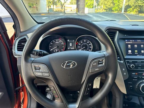 Used 2017 Hyundai Santa Fe Sport FWD image 18