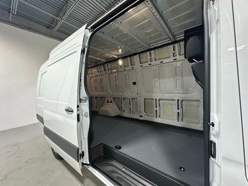 New 2025 Mercedes-Benz Sprinter 3500 image 13
