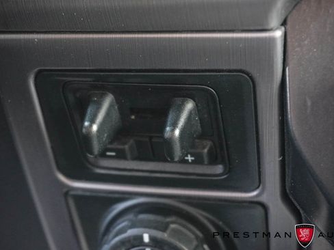 Used 2022 Ford F350 Platinum w/ FX4 Off-Road Package image 49