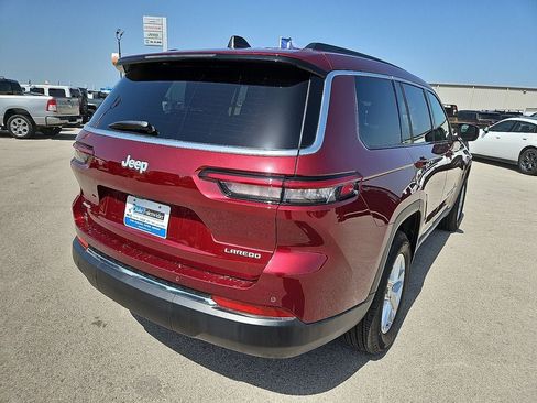 Used 2025 Jeep Grand Cherokee L Laredo AWD/4WD image 7