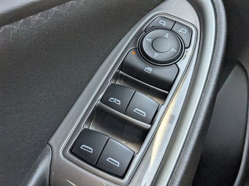 Used 2025 Chevrolet Malibu LT FWD image 23
