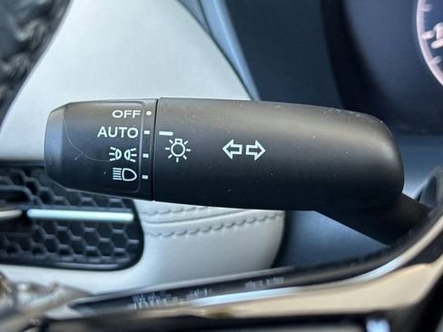 Used 2024 Honda HR-V EX-L image 29