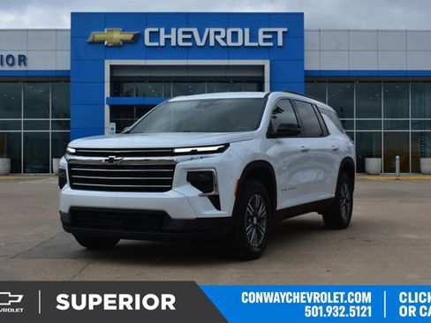 New 2026 Chevrolet Traverse LT w/ LPO, Floor Liner Package image 1