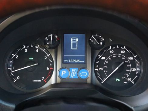 Used 2014 Lexus GX 460 w/ Premium Package image 45