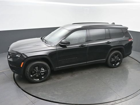 New 2025 Jeep Grand Cherokee L Limited image 40