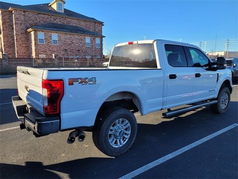 Used 2019 Ford F350 XLT w/ XLT Value Package image 8