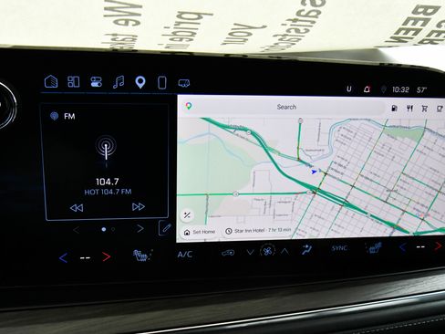 Used 2025 Chevrolet Tahoe LT image 28