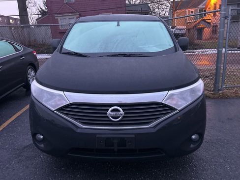 Used 2015 Nissan Quest SV image 2