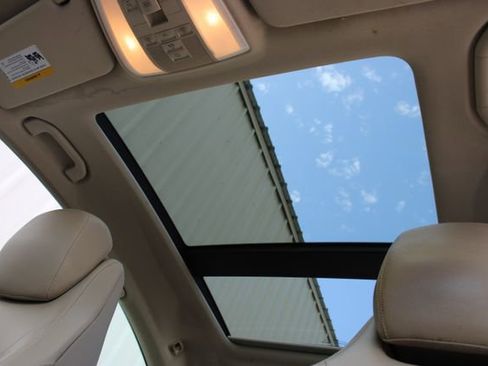 Used 2014 Mercedes-Benz C 250 C 250 image 18