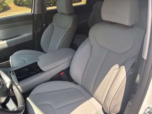 Used 2025 Hyundai Palisade SEL FWD image 37