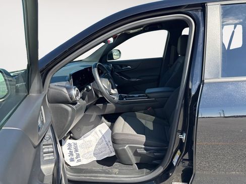 Used 2025 Chevrolet Equinox LT AWD/4WD image 36