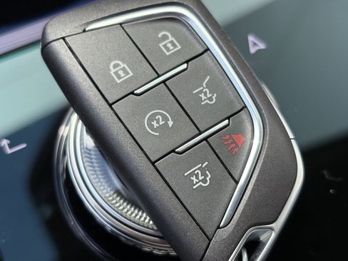 New 2026 Cadillac Escalade Luxury w/ Touring Package AWD/4WD image 36