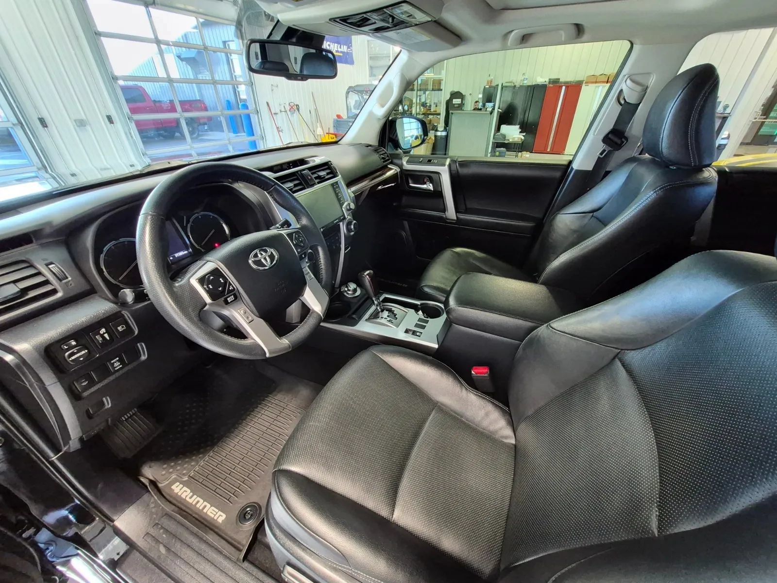 Used 2021 Toyota 4Runner Limited w/ Convenience Package (TMS) AWD/4WD image 8