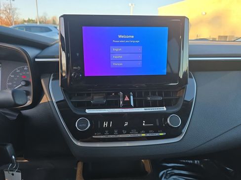 Used 2024 Toyota Corolla LE image 21