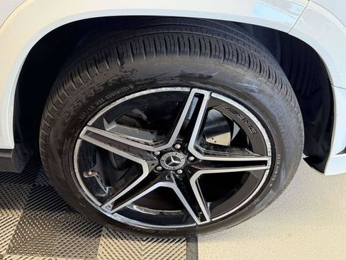 Certified 2023 Mercedes-Benz GLS 450 4MATIC image 8
