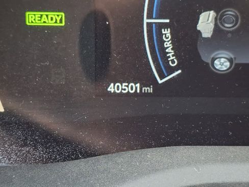 Used 2025 Toyota Camry LE image 18