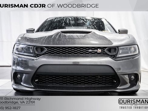 Used 2022 Dodge Charger Scat Pack w/ Harman/Kardon Audio Group image 2