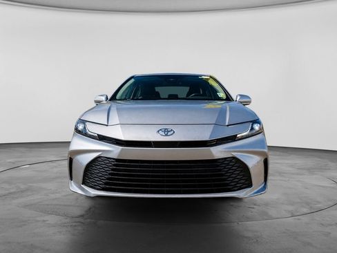 Used 2026 Toyota Camry LE FWD image 3