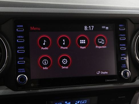 Used 2023 Toyota Tacoma TRD Off-Road image 11