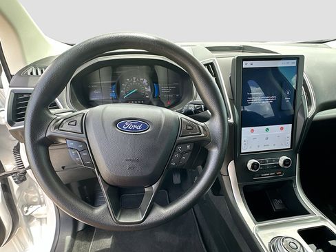 Certified 2024 Ford Edge SEL AWD/4WD image 11