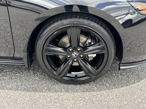 Used 2023 Honda Accord Sport image 13