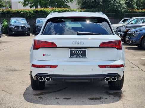 Used 2023 Audi SQ5 Prestige AWD/4WD image 9
