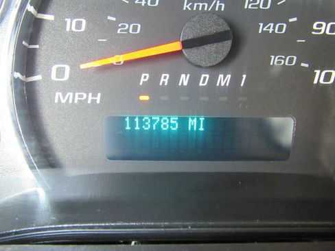 Used 2016 Chevrolet Express 2500 RWD image 31