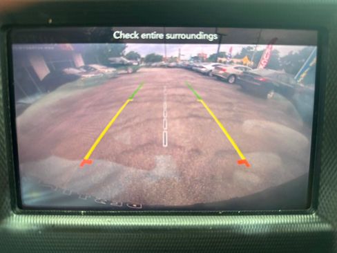 Used 2023 Jeep Wrangler Unlimited w/ Cold Weather Group AWD/4WD image 24