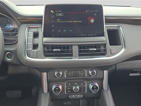 Used 2024 GMC Yukon XL SLE w/ Gmc Pro Safety Plus Package AWD/4WD image 21