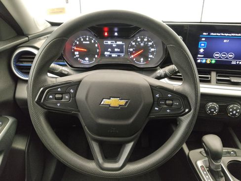 Used 2024 Chevrolet Trax LS w/ Driver Confidence Package FWD image 22