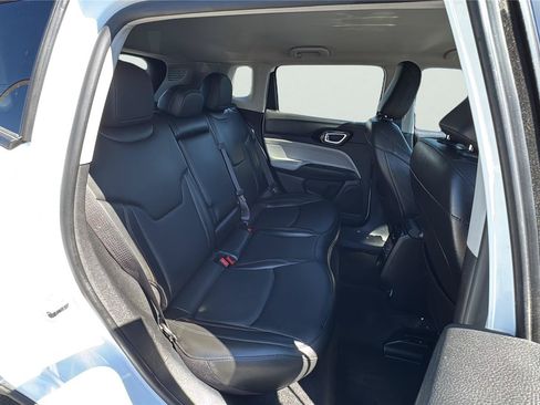 Certified 2022 Jeep Compass Limited AWD/4WD image 22