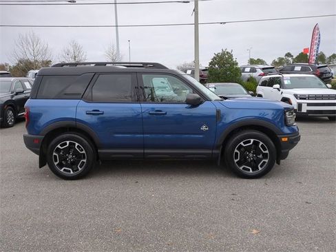 Used 2023 Ford Bronco Sport Outer Banks w/ Tech Package image 4