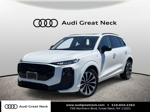 New 2026 Audi Q3 quattro 2.0T AWD/4WD image 1