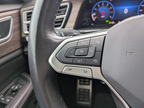 Certified 2024 Volkswagen Atlas SEL Premium R-Line image 29