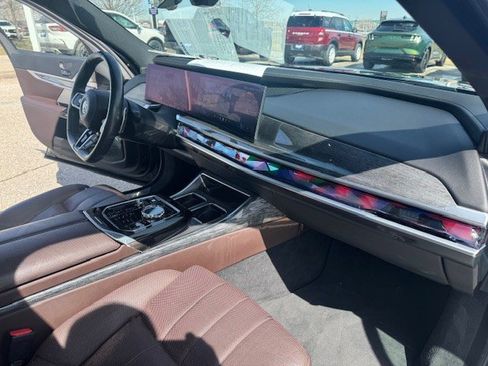 Used 2023 BMW 760i xDrive 760i xDrive image 36