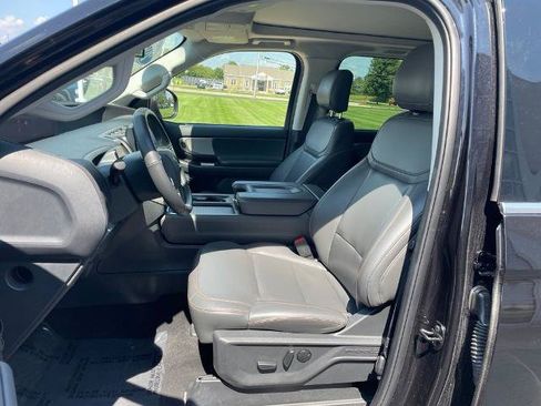 Certified 2025 Ford Expedition Max Active AWD/4WD image 8