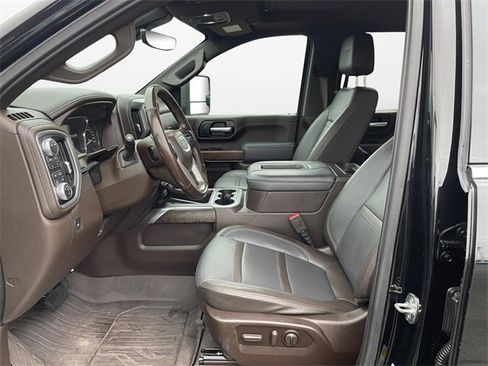 Used 2021 GMC Sierra 3500 Denali w/ Denali Ultimate Package image 9