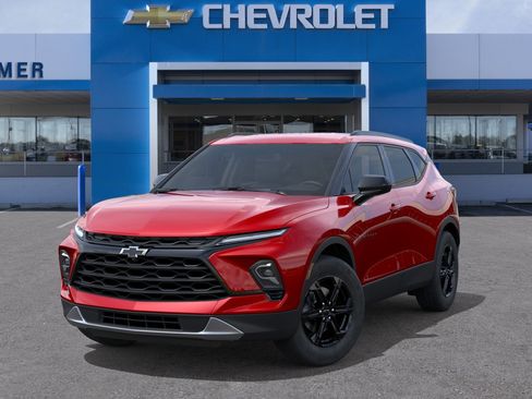 New 2026 Chevrolet Blazer LT w/ Convenience Package AWD/4WD image 32