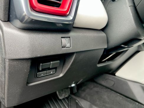 New 2026 GMC Canyon AT4X w/ LPO, Black Badging Package AWD/4WD image 16