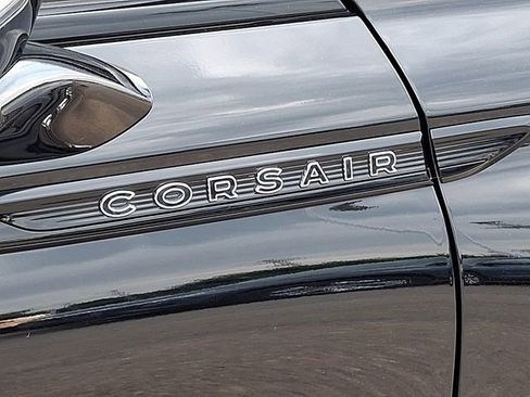 Used 2023 Lincoln Corsair Reserve w/ Equipment Group 201A FWD image 26