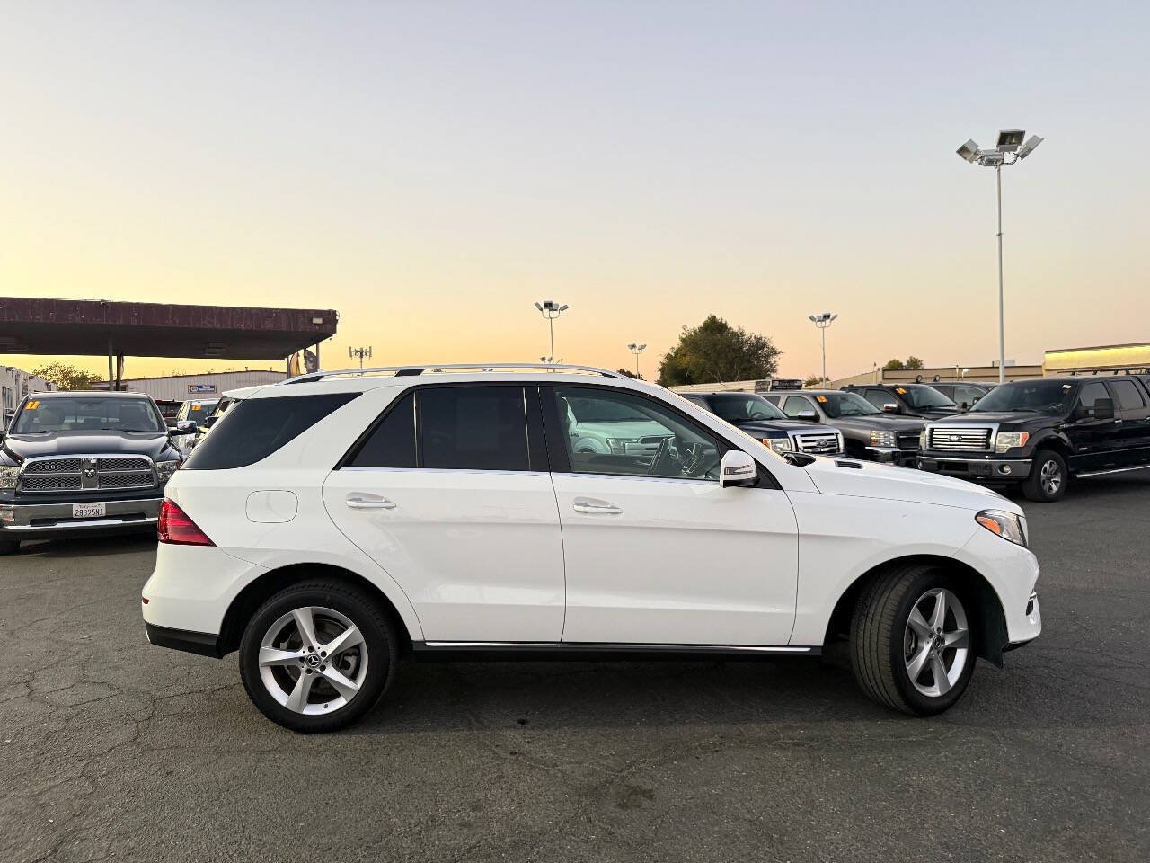 Used 2017 Mercedes-Benz GLE 350 image 9
