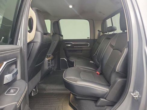 Used 2022 RAM 2500 Laramie AWD/4WD image 11