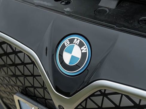 Used 2025 BMW i4 xDrive40i AWD/4WD image 58