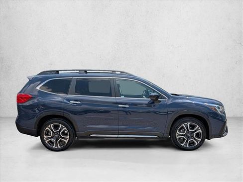 Certified 2024 Subaru Ascent Touring AWD/4WD image 4