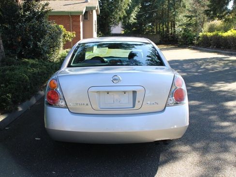 Used 2004 Nissan Altima 2.5 S w/ Convenience Pkg image 10