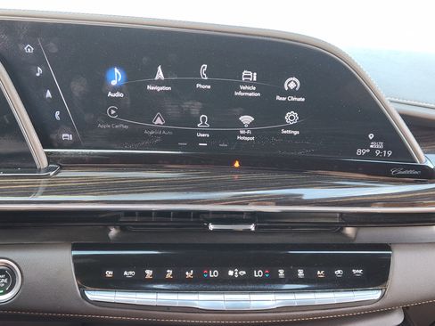 Used 2021 Cadillac Escalade Sport w/ Driver Assist Tech Package AWD/4WD image 18