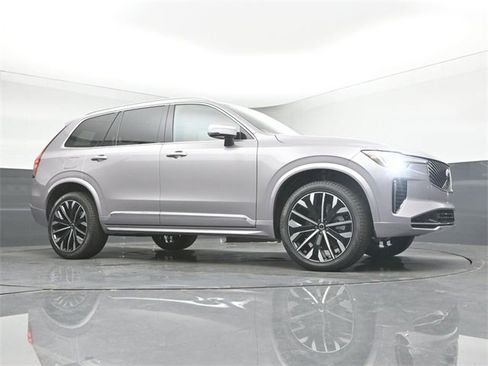 New 2026 Volvo XC90 B6 Core image 37