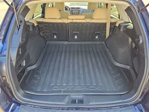 Used 2018 Subaru Outback 3.6R Limited image 34